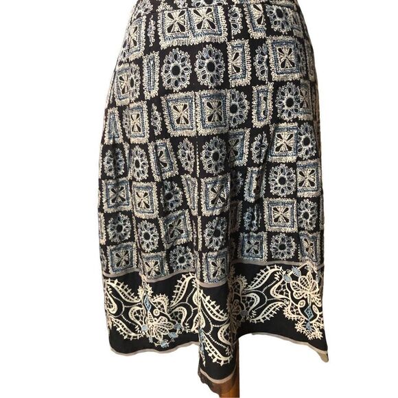 Ann Taylor Loft black, white and blue fully lined wool blend boho print Aztec kn - Picture 5 of 12